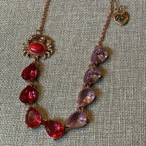 Crab necklace Betsey Johnson